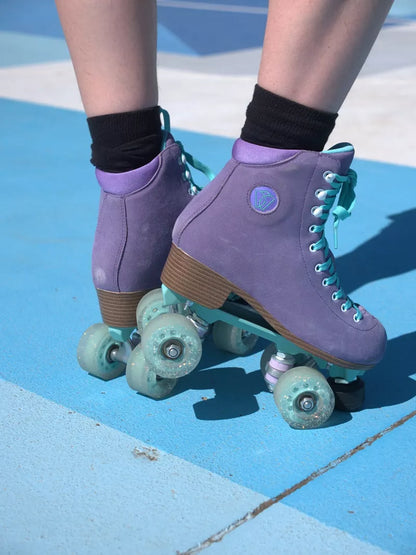 Wintersweet - Iris Skates